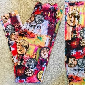 NWOT Baroque Italian Designer Style LEGGINGS M